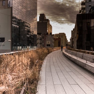 New York City Highline Park Boardwalk